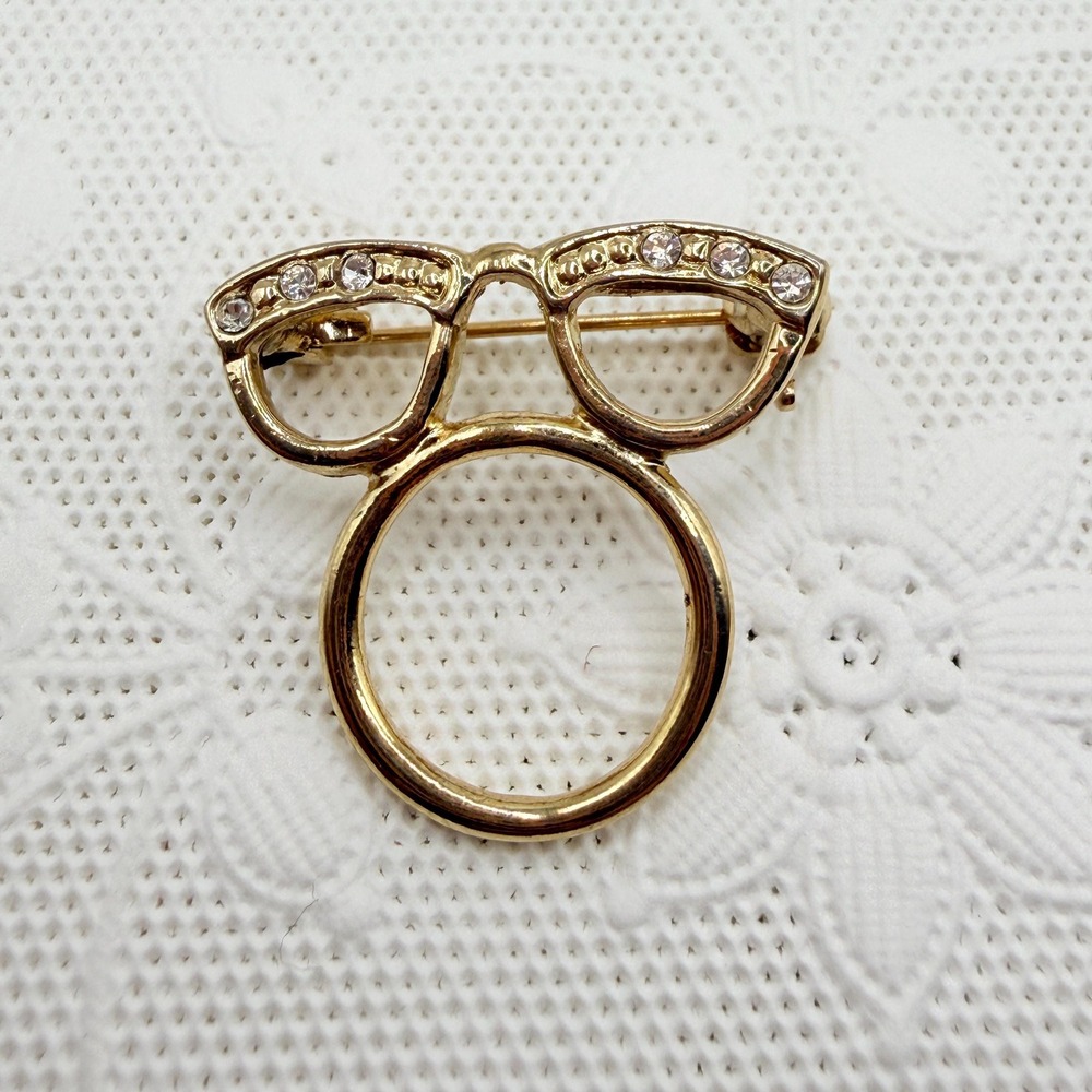 Vintage 80s Gold Tone Glasses Shaped Eye Glasses Holder w/ Rhinestones